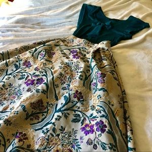 Chicwish Brocade Gold Skirt